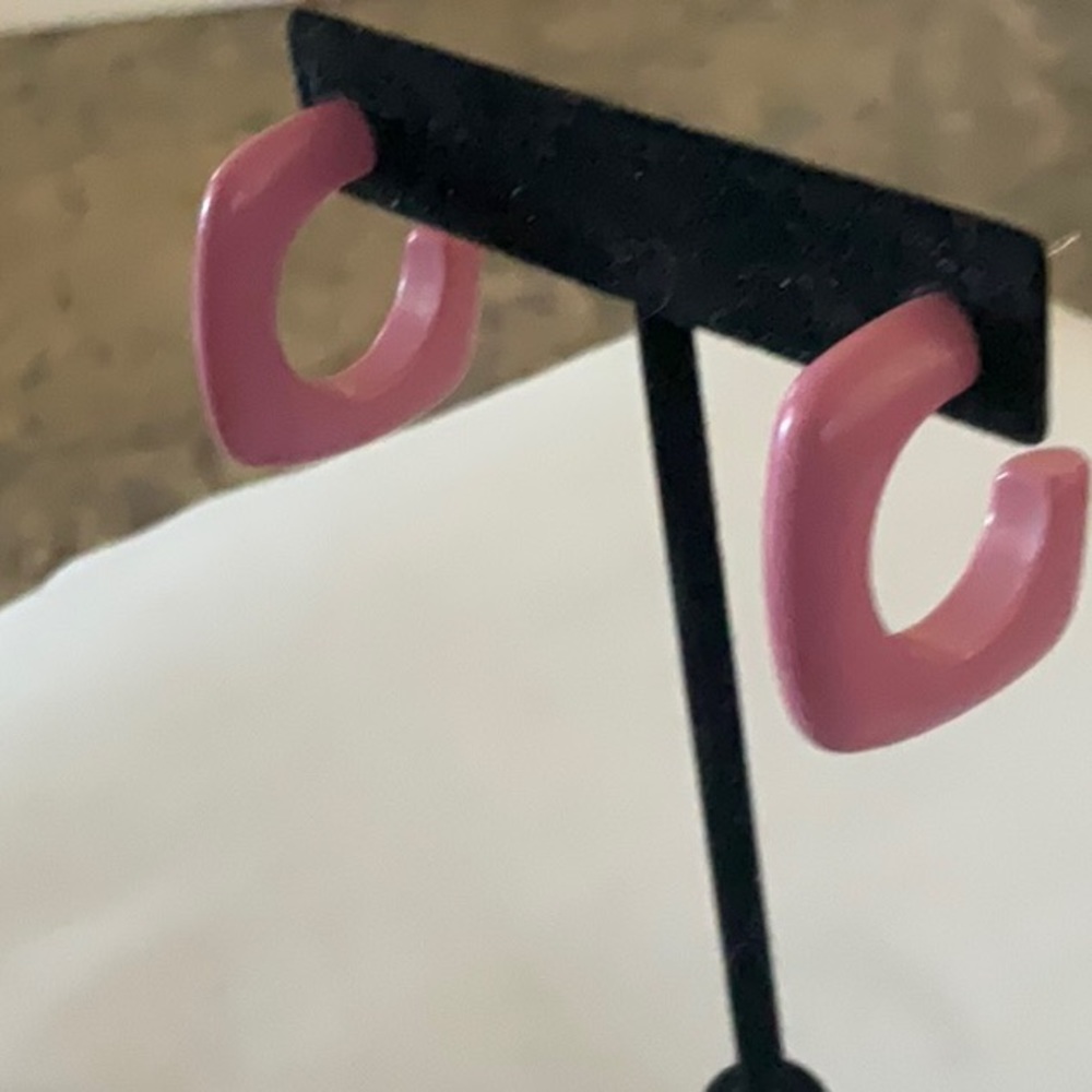 Enamel square hoop earrings